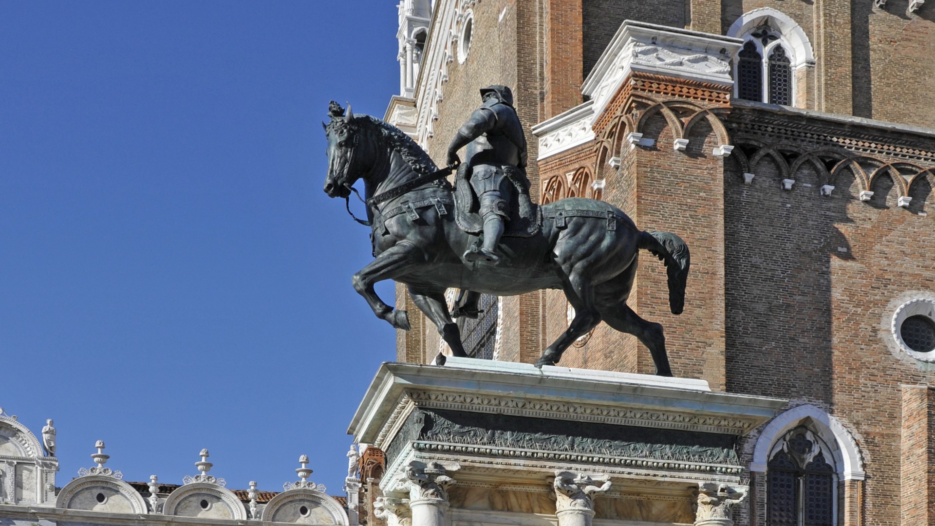 Monumento Equestre A Bartolomeo Colleoni Artplace 7881